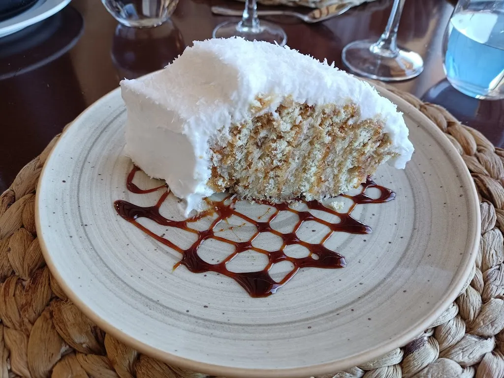 Miravall Restaurant_Batea_slider_image_3