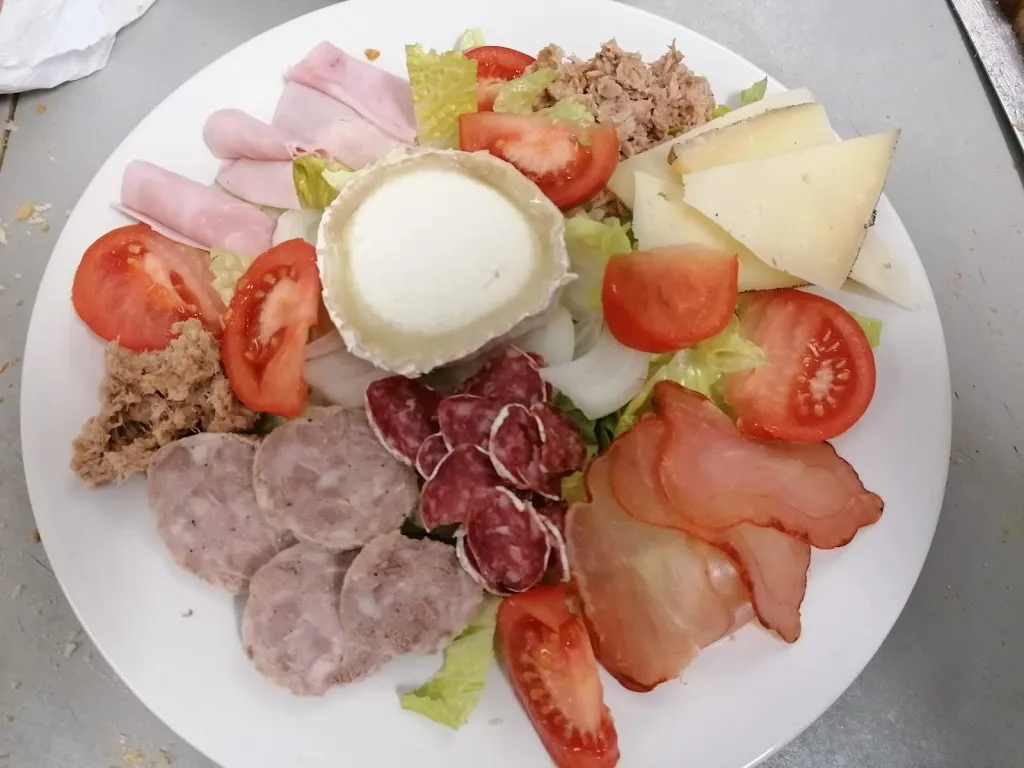 Bar El Casal restaurant in Bellmunt del Priorat