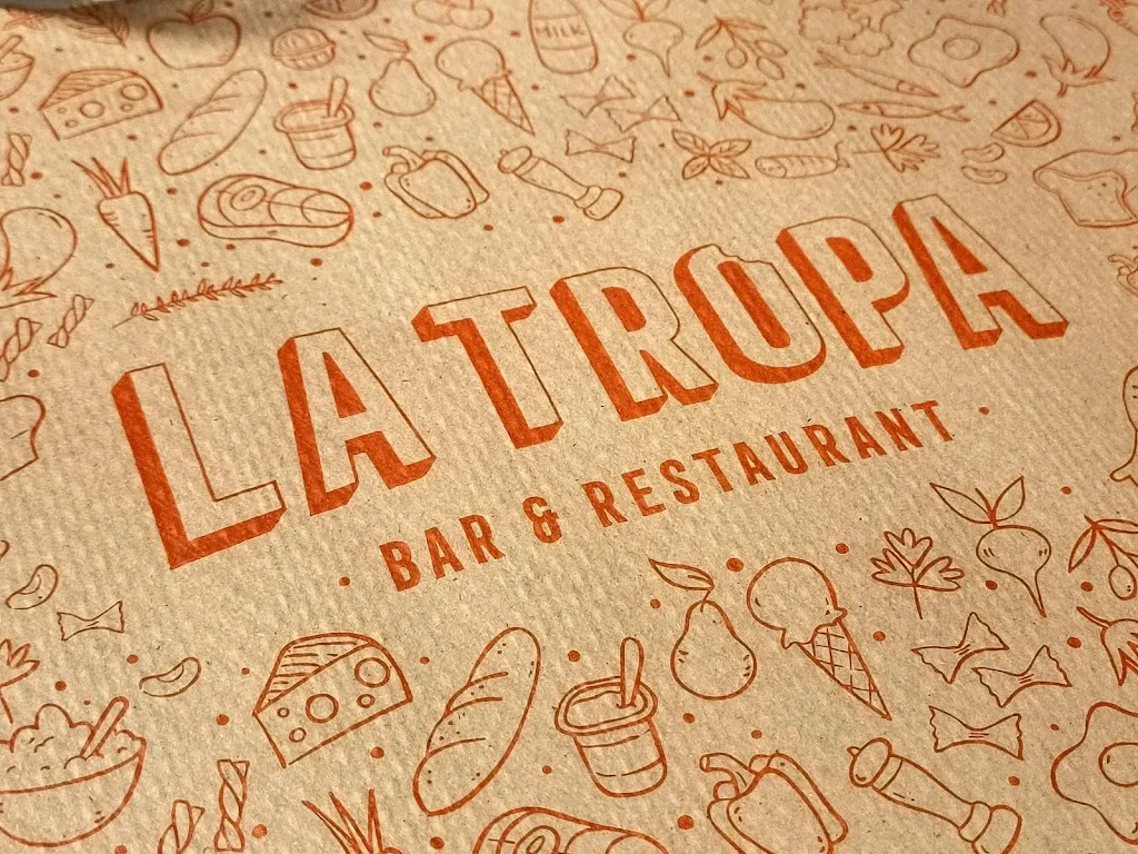 Laura Palau_La Tropa_Bellvei_review