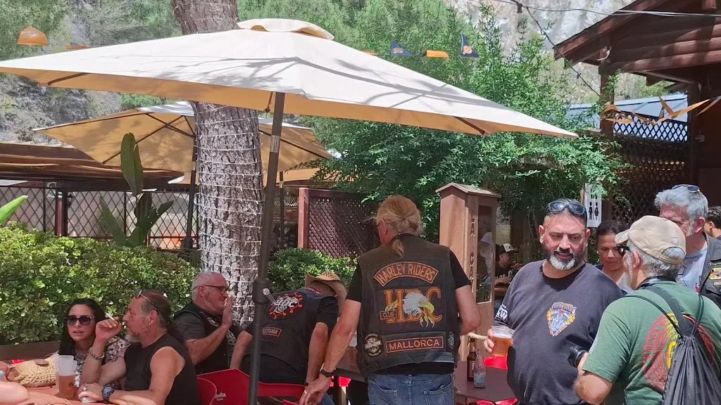 La Cantera Biker Bar_Bellvei_slider_image_2