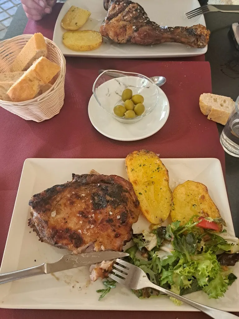 Mariane Nelles-Tzamouranis_Restaurante Estación de Benifallet_Benifallet_review