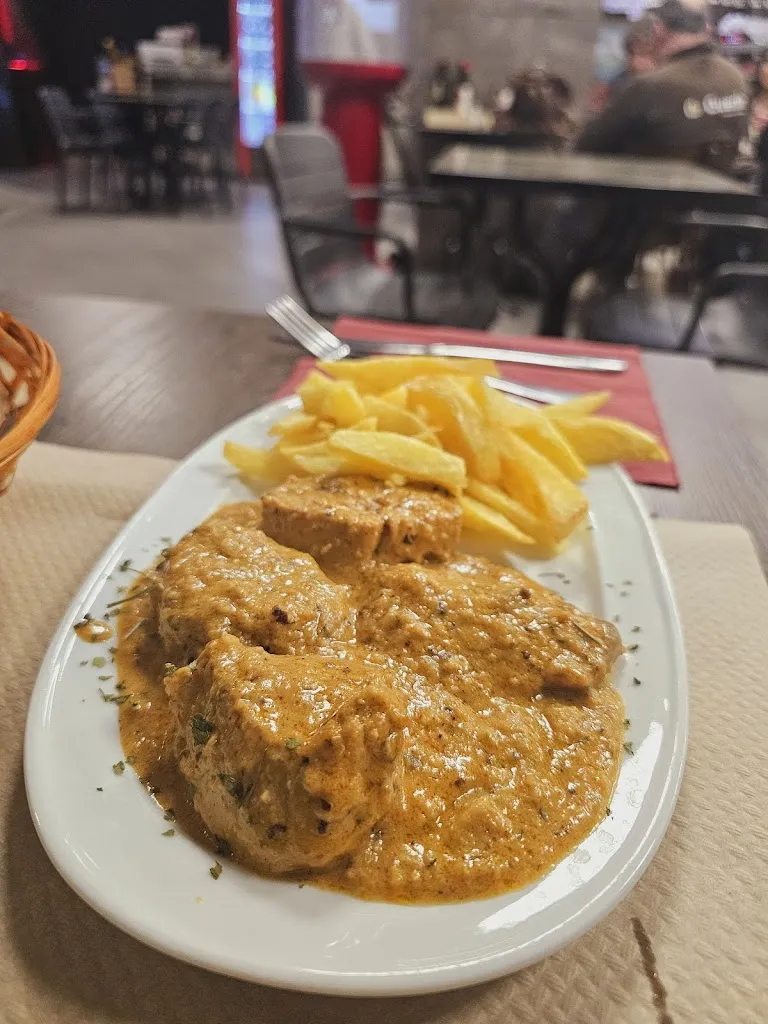 Menu_Bar Julia_Botarell_image_8