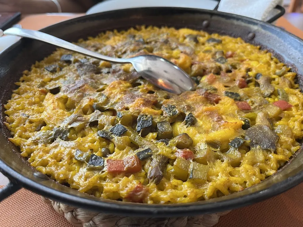 Bar Restaurant Bon Gust_Amposta_slider_image_3