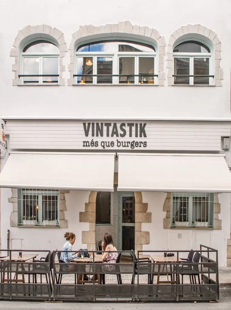 Vintastik restaurant in Amposta
