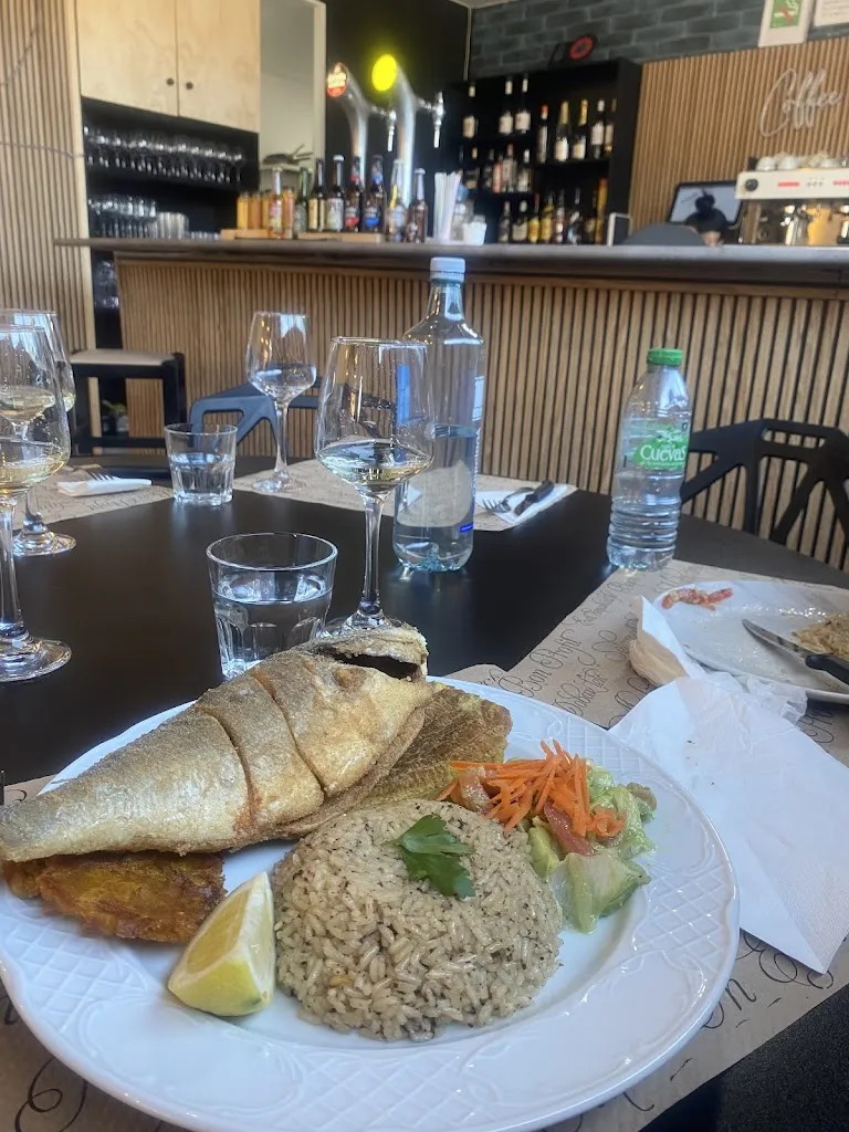 Leidys Alvarado_Restaurante Luzmar_Amposta_review