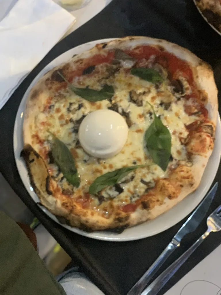 Hugo Babel_Trattoria Nostra | Soylent Green_Amposta_review