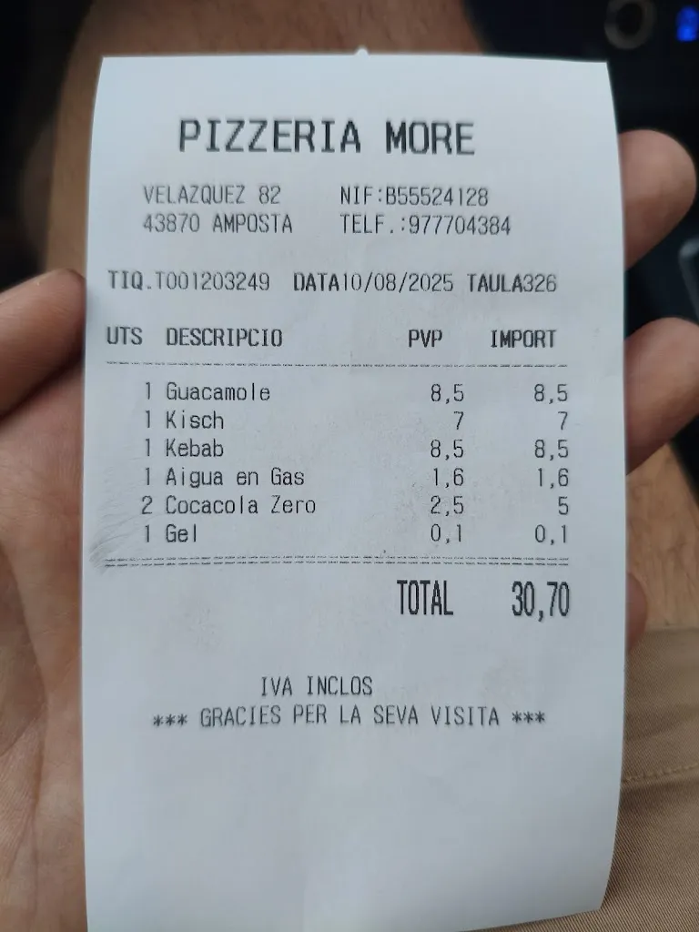 Martin Luque_Pizzeria Moré_Amposta_review