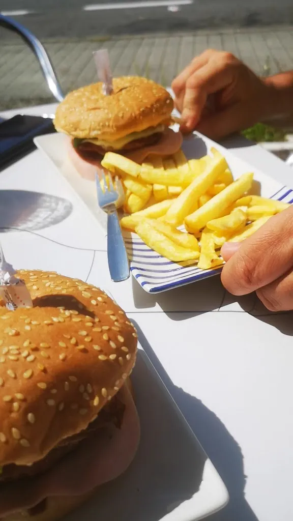 Esperanza Cafe&Bar_Corcubión_slider_image_2