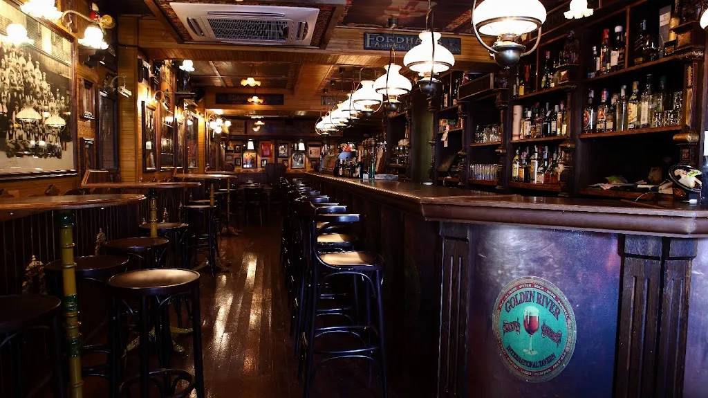 Golden River- Silverado restaurant in Amposta