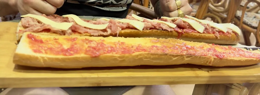 Sandra Estefanell_La Espumosa_Amposta_review