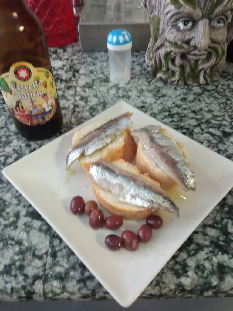 Menu_Restaurante bar La Esquinita_Instinción_image_7