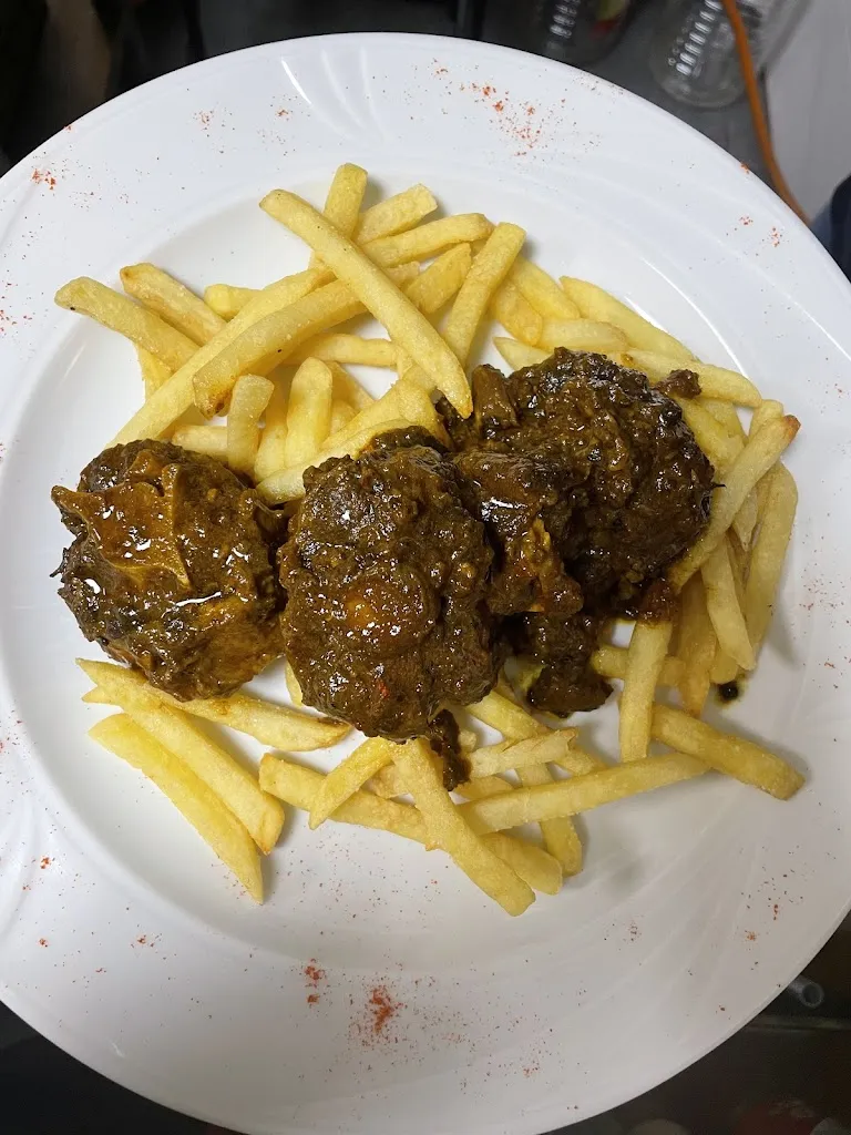 Restaurante bar La Esquinita_Instinción_slider_image_2