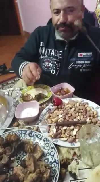 محمد med أوشريف ouchrif_Bar restaurant Happy | Soylent Green_Amposta_review