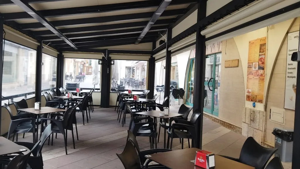 Lo Mercat - Llesqueria Gelateria restaurant in Amposta