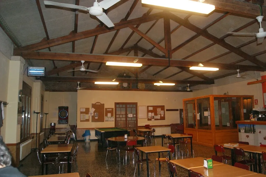 Societat Recreativa La Unió de Cabacés restaurant in Cabacés