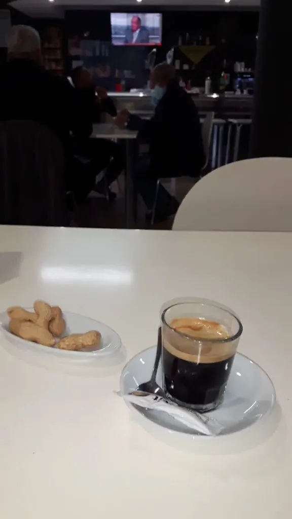 BAR-RESTAURANT LO CENTRO CAMARLES_Camarles_slider_image_2