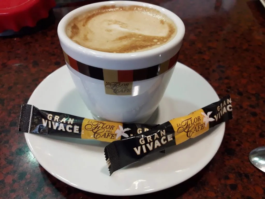 Menu_Restaurante cafes & pizza_Camarles_image_5