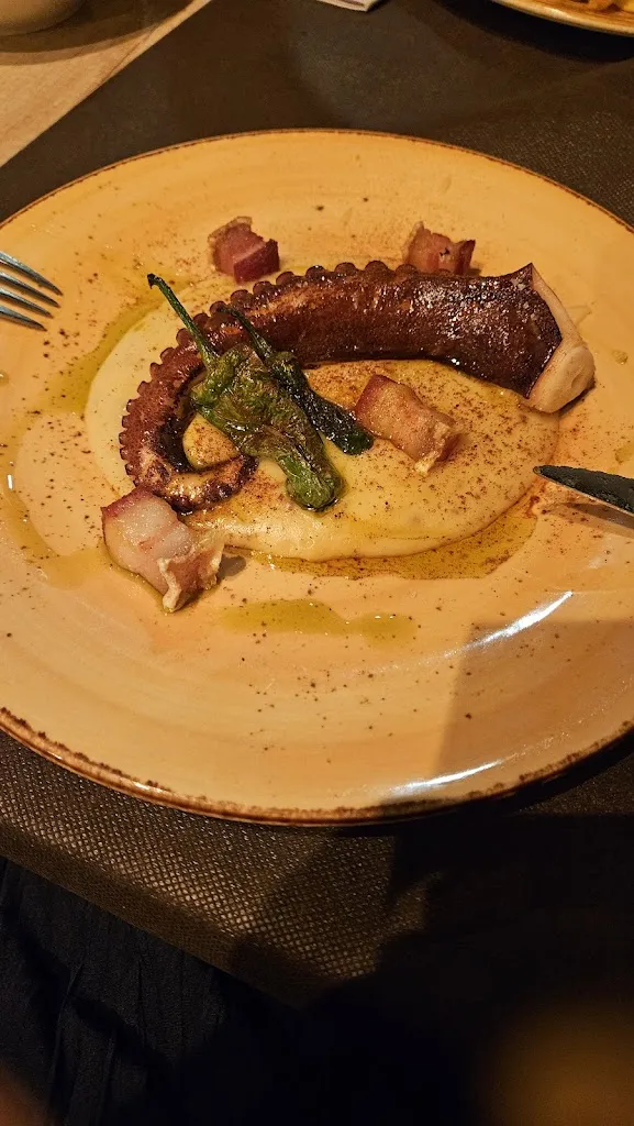 Susanne Scibilia_Duval_Calafell_review