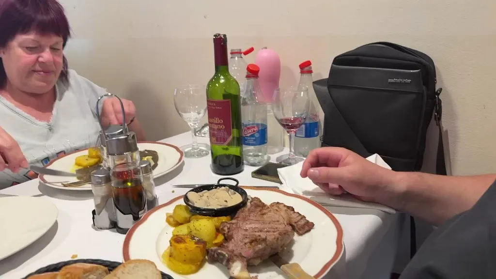 Restaurant Llamas_Calafell_slider_image_2