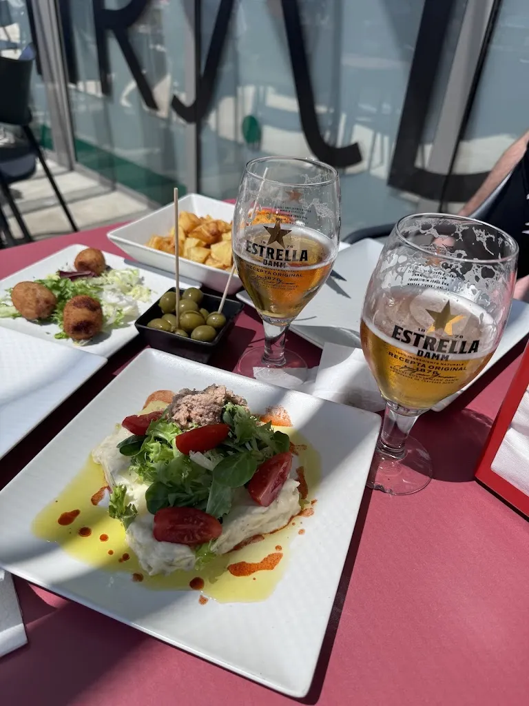 Katerina Vacikova_El Mirador de Calafell_Calafell_review