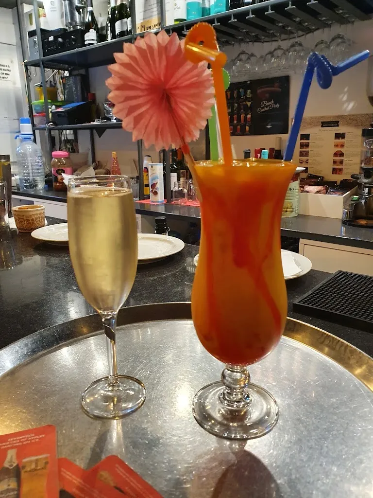 Menu_Monsoon Beach_Calafell_image_9