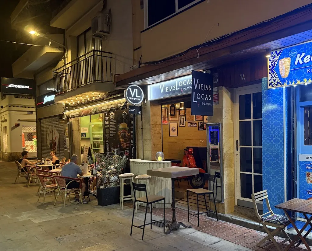 Viejas locas by Pampa restaurant in Calafell