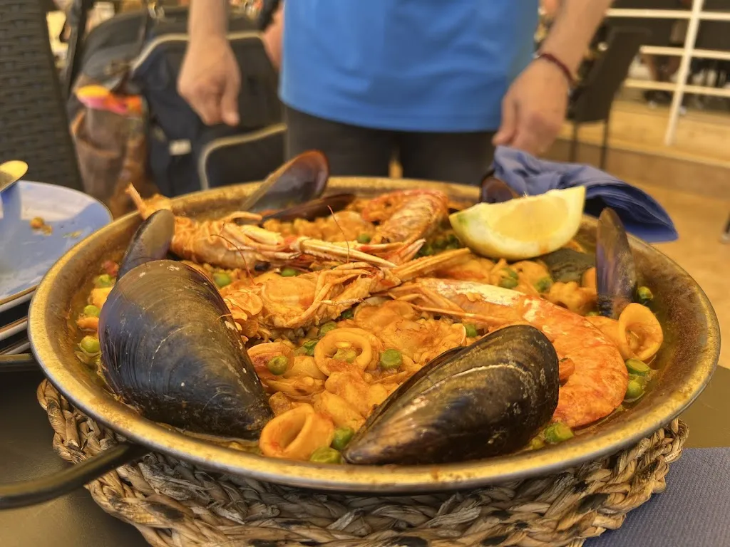 Carlo M_Mare Nostrum Restaurant - Club Nàutic Calafell_Calafell_review