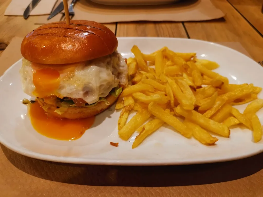 Nacho Peña_Restaurante-Sidrería El Ibón_Cerceda_review