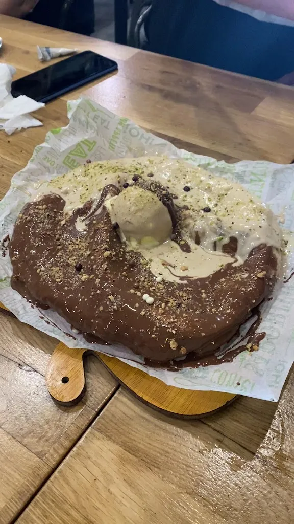 BRUTALE_Canonja La_slider_image_2