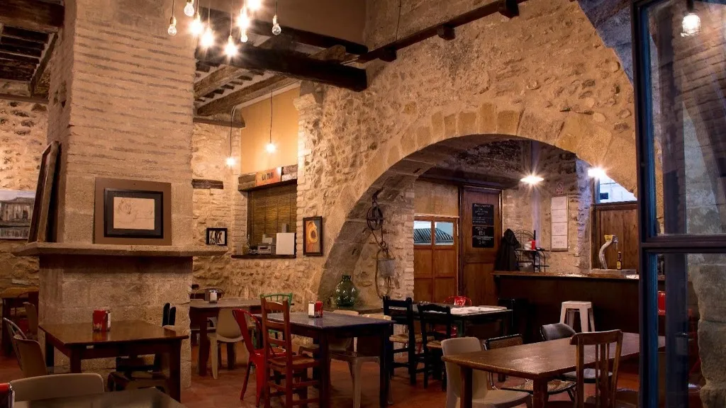 Forn de la Canonja restaurant in Canonja La