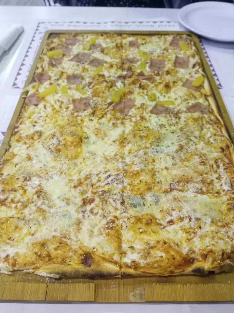 Pizzeria Metro_Canonja La_slider_image_3