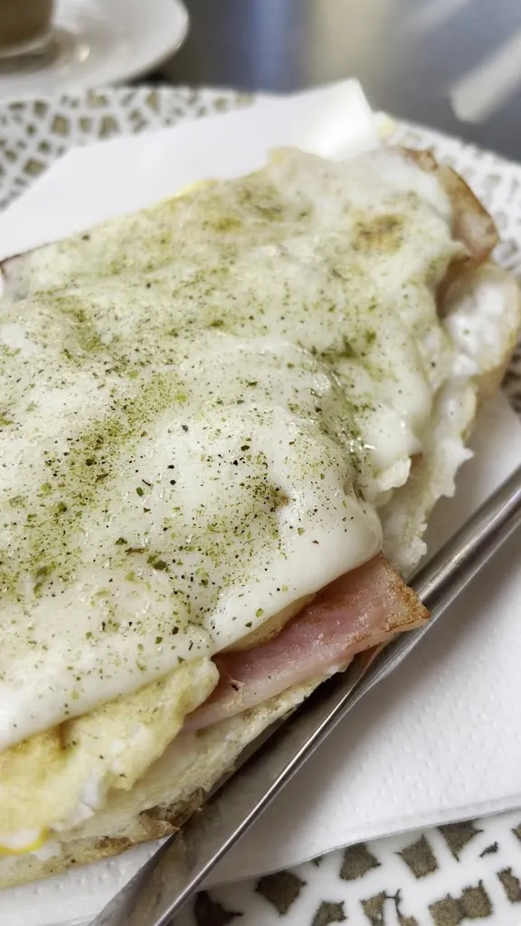 Juan Miguel Manrique Funes_Restaurante Capillero_Ejido El_review