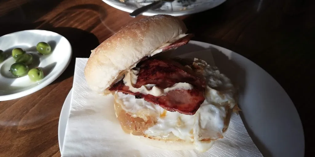 Menu_Bar Cal Siscu_Catllar_image_7