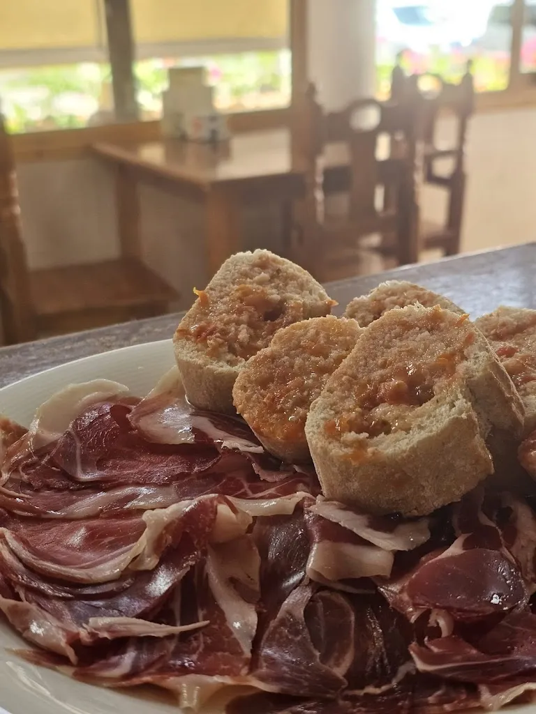 Bar Cal Siscu_Catllar_slider_image_3