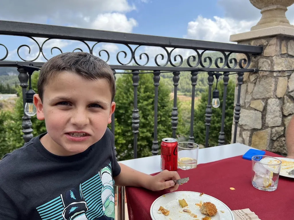 Stuart Delves_Casal de Colldejou_Colldejou_review