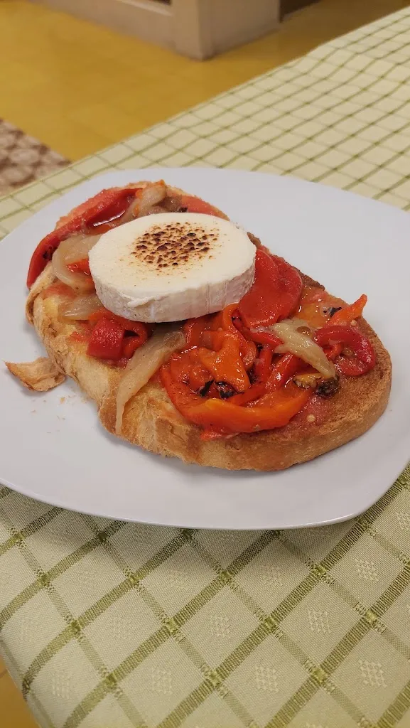 Maria Isabel Minguell_Cafè de Conesa_Conesa_review