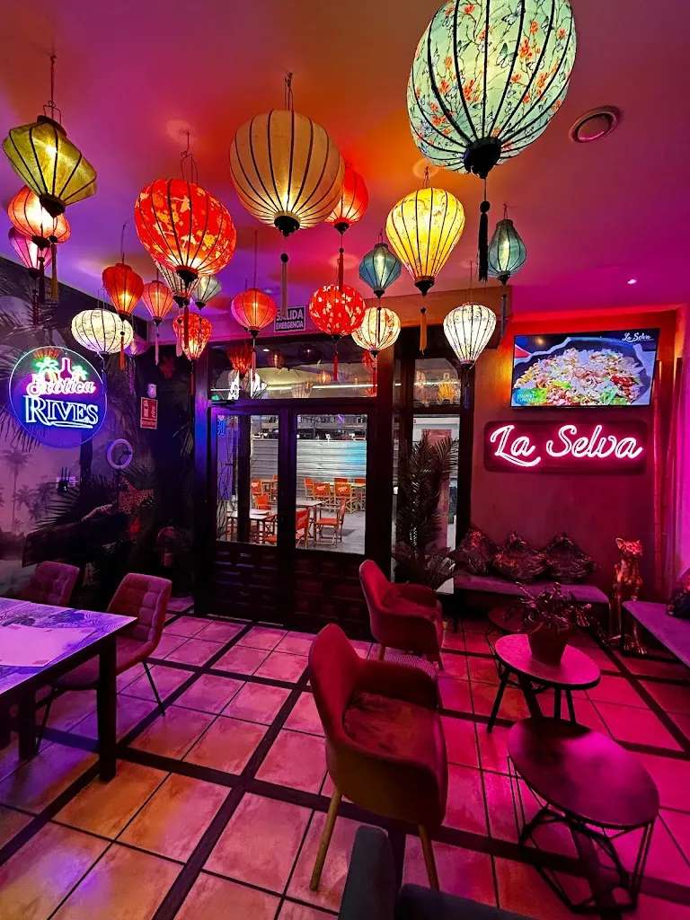 La Selva Street Food Cambrils restaurant in Cambrils