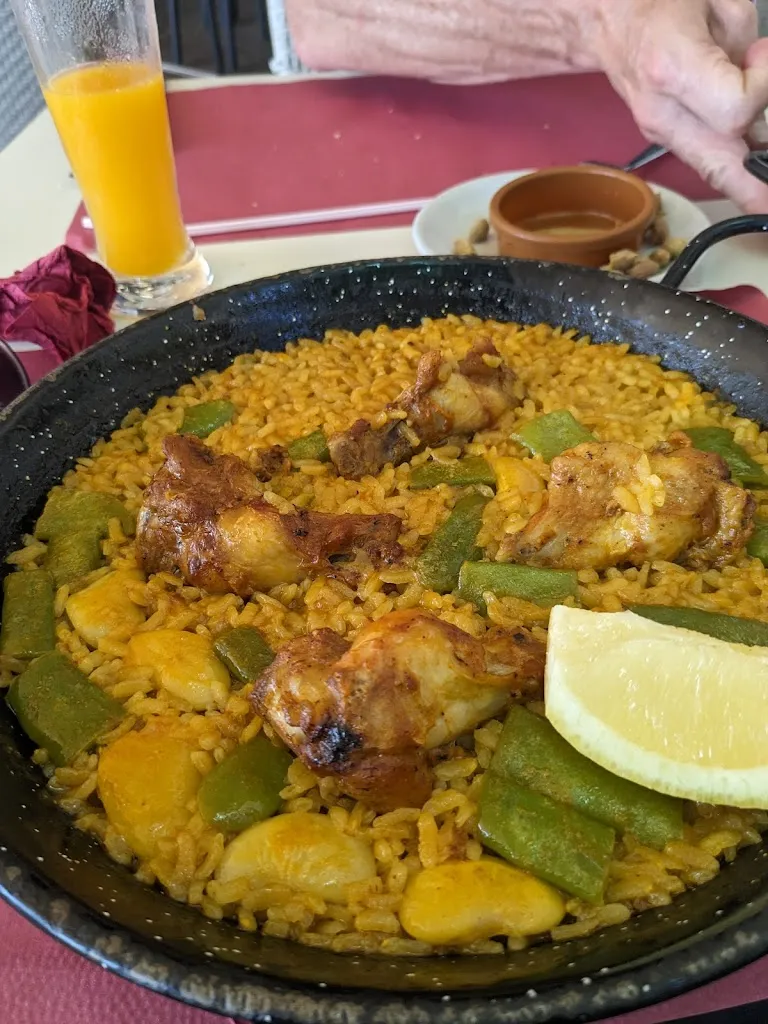 Thomas Matthewson_Bar Restaurant - Sol y Sombra_Cambrils_review