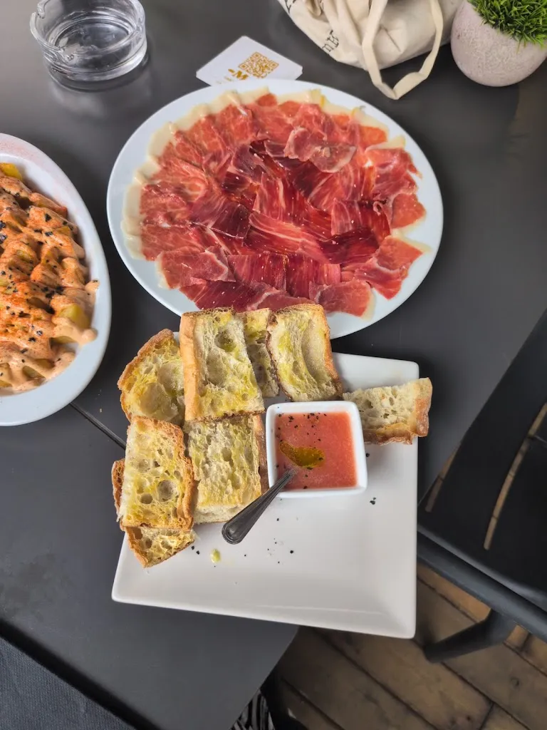 Restaurante Casa Enzo_Cambrils_slider_image_3