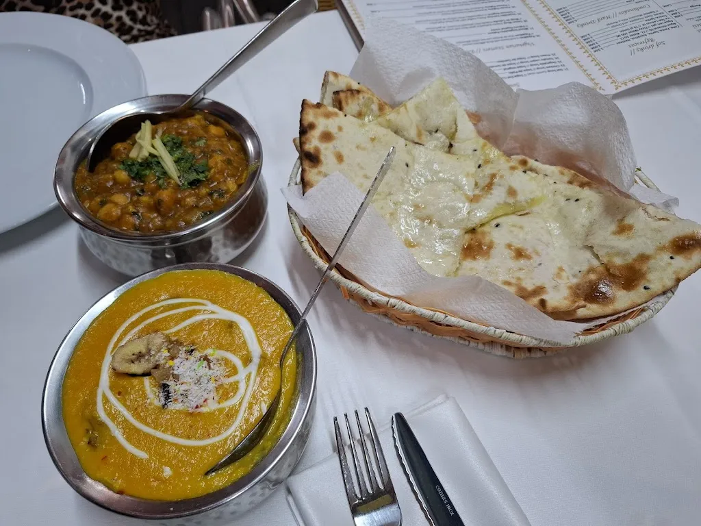 Li M_Taste of India_Cambrils_review
