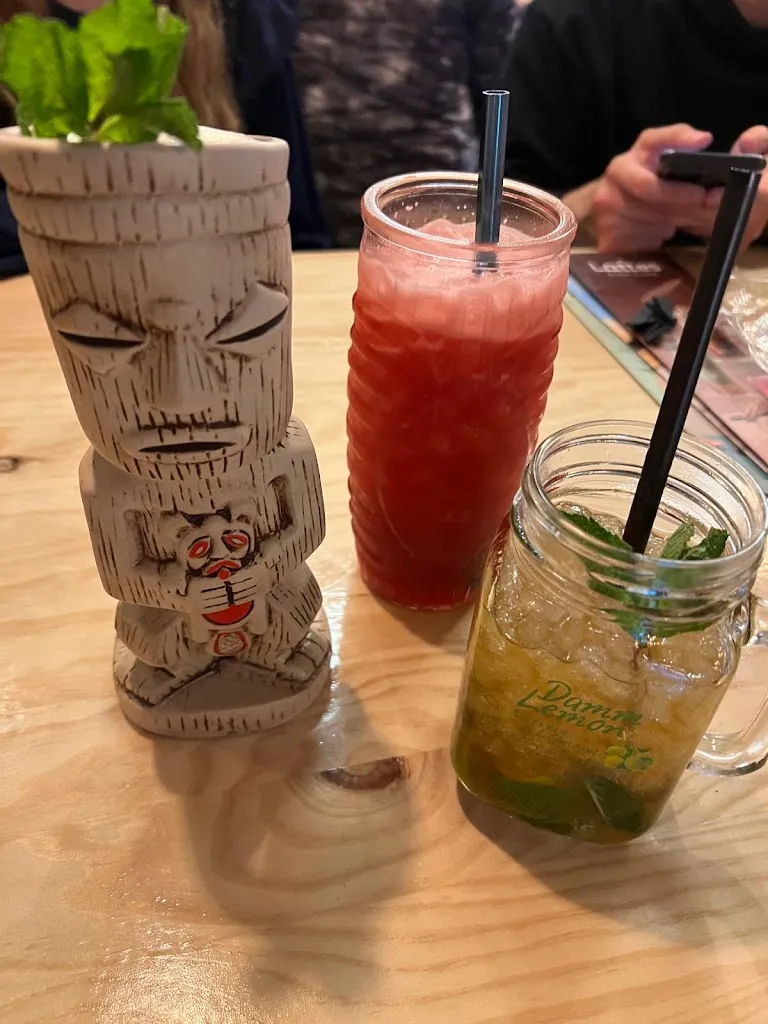 Adria rovira clemente_L'embolic Cambrils_Cambrils_review