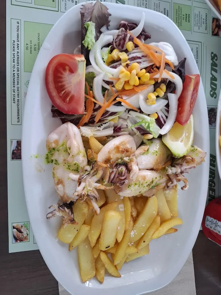 Gabriella Zsofia Pap_Junior tapas Bar_Cambrils_review