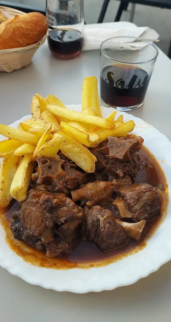 Mari Morales Carballo_El tractor_Constantí_recensione