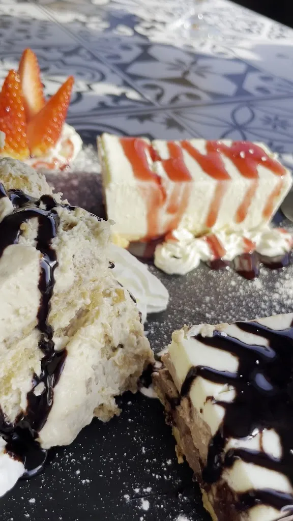 RESTAURANTE MUELLE TRECE ALMERIMAR_Ejido El_slider_image_2