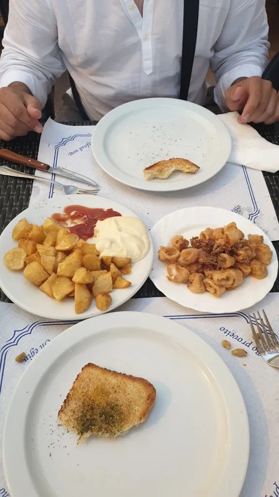 RAM PHUYAL_Pizzeria la Raval_Constantí_review