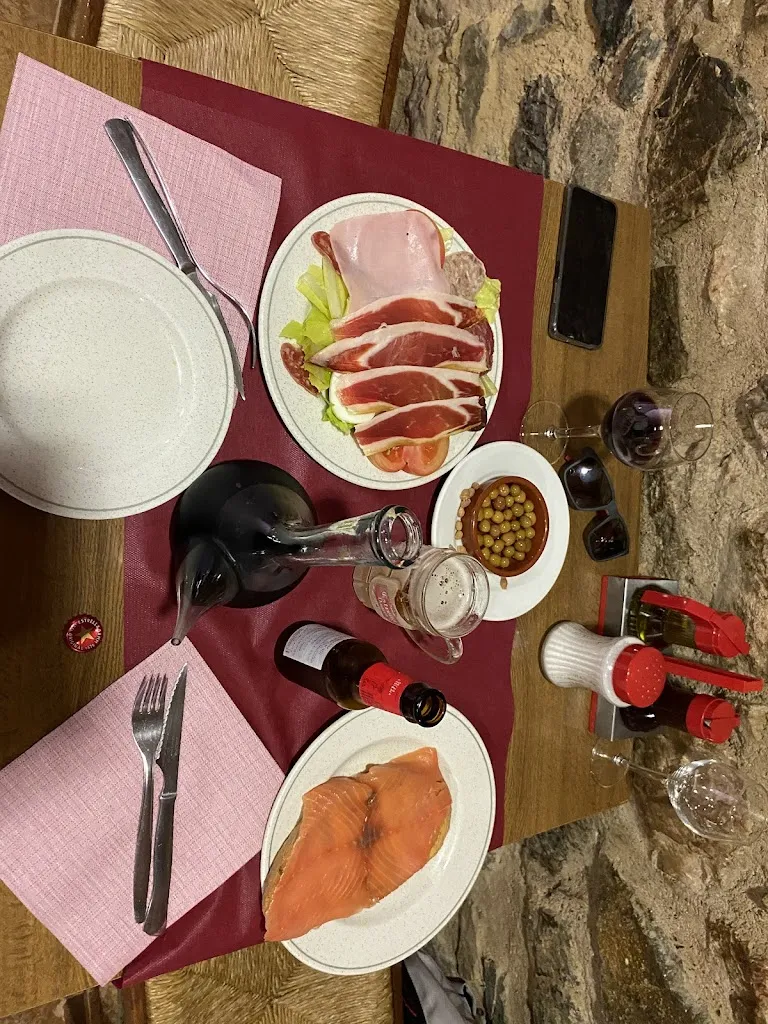 Ashley Holst_Restaurant Venta de Pubill_Cornudella de Montsant_recensione