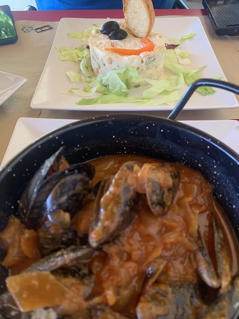 Víctor Man_Capfun camping restaurant_Creixell_review