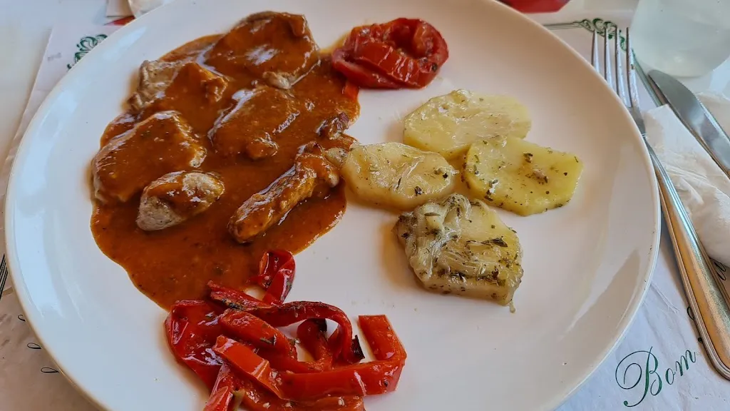 Capfun camping restaurant_Creixell_slider_image_2