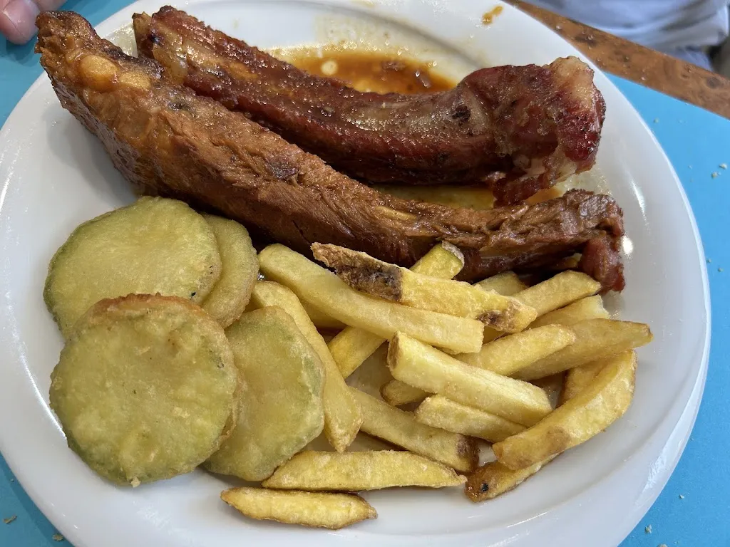 kelly chan_Bar Restaurant Casa Lola_Cunit_review