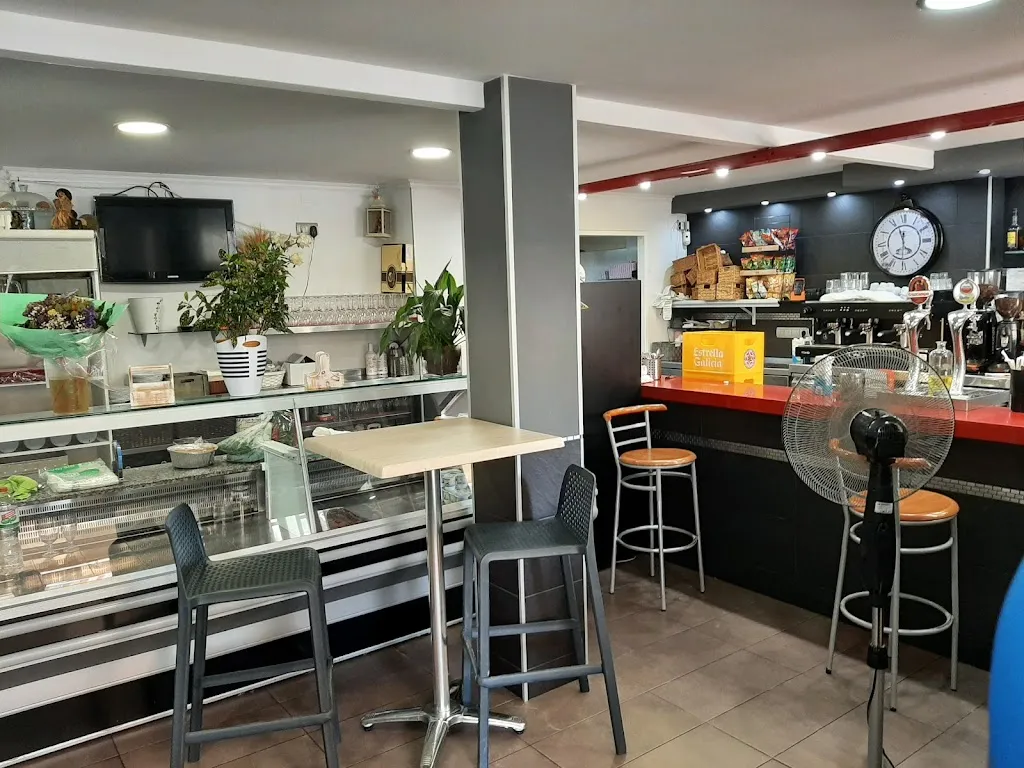 Bar Restaurant Casa Lola_Cunit_slider_image_1